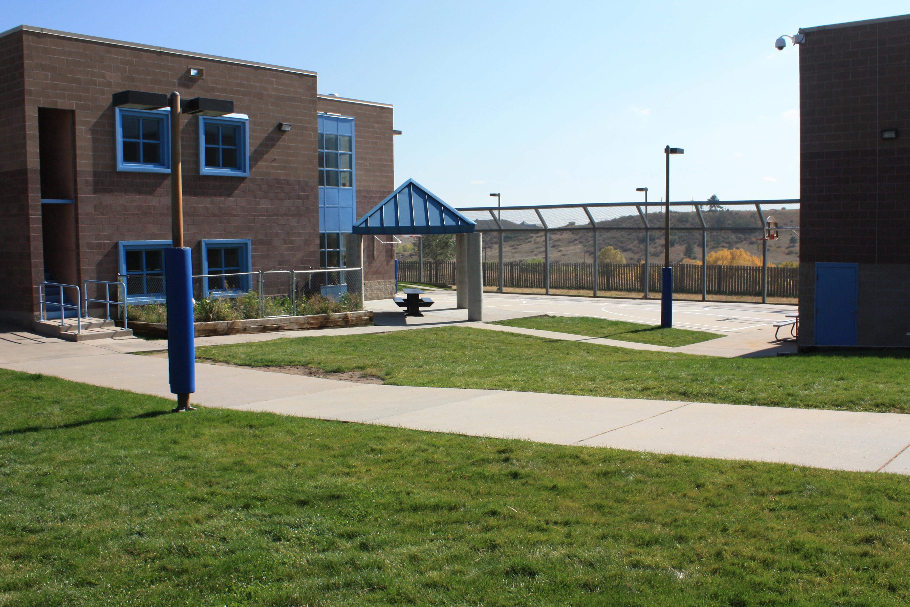 Zebulon Pike Youth Services Center outdoor courtyard