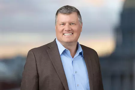 Perry May headshot
