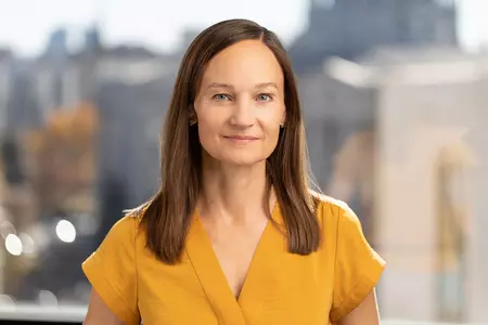 Renée Marquardt headshot