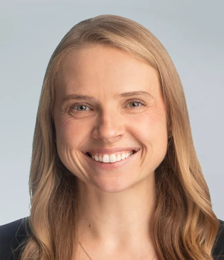 Katie McLoughlin bio photo