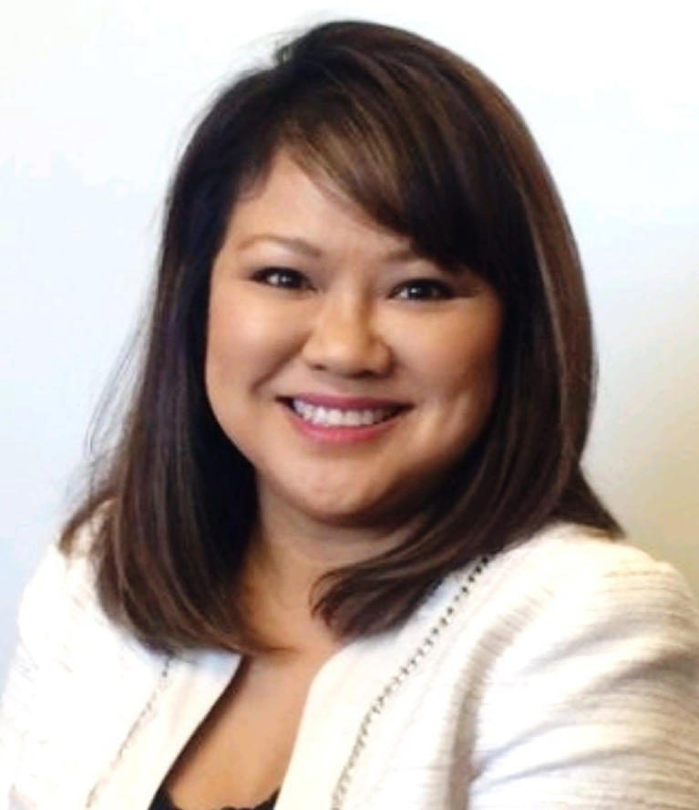 Lili Tran bio photo